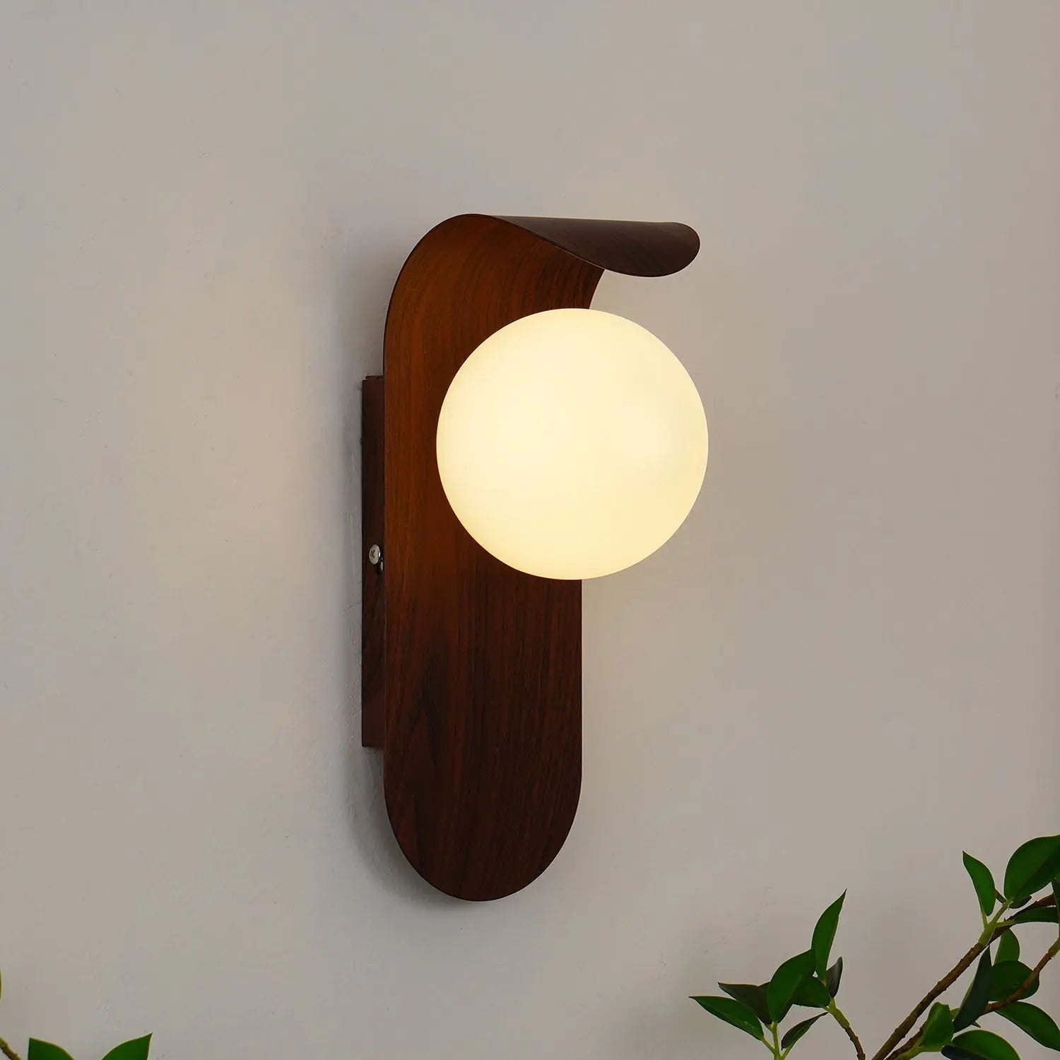 Stylish Wall Lamp Elegant Lighting for Any Room Decor NALANI