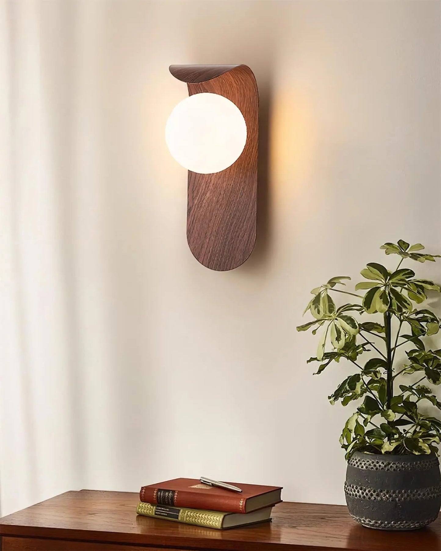 Stylish Wall Lamp Elegant Lighting for Any Room Decor NALANI