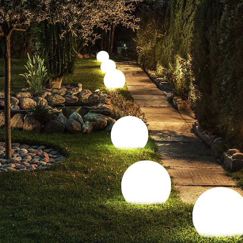 Velvòi | Garden Light with Remote Control and 16 Colors Options NALANI