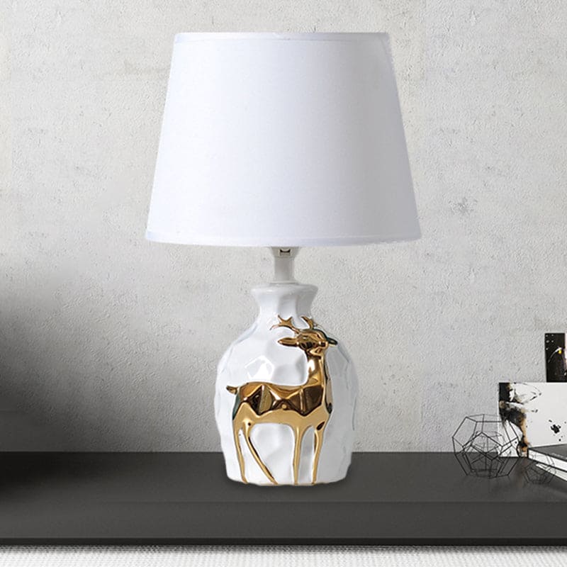 Velvòi | Tablelamp with Elegant Deer Vase Foot for Unique Interiors NALANI