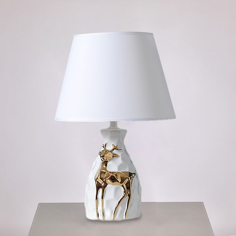 Velvòi | Tablelamp with Elegant Deer Vase Foot for Unique Interiors NALANI