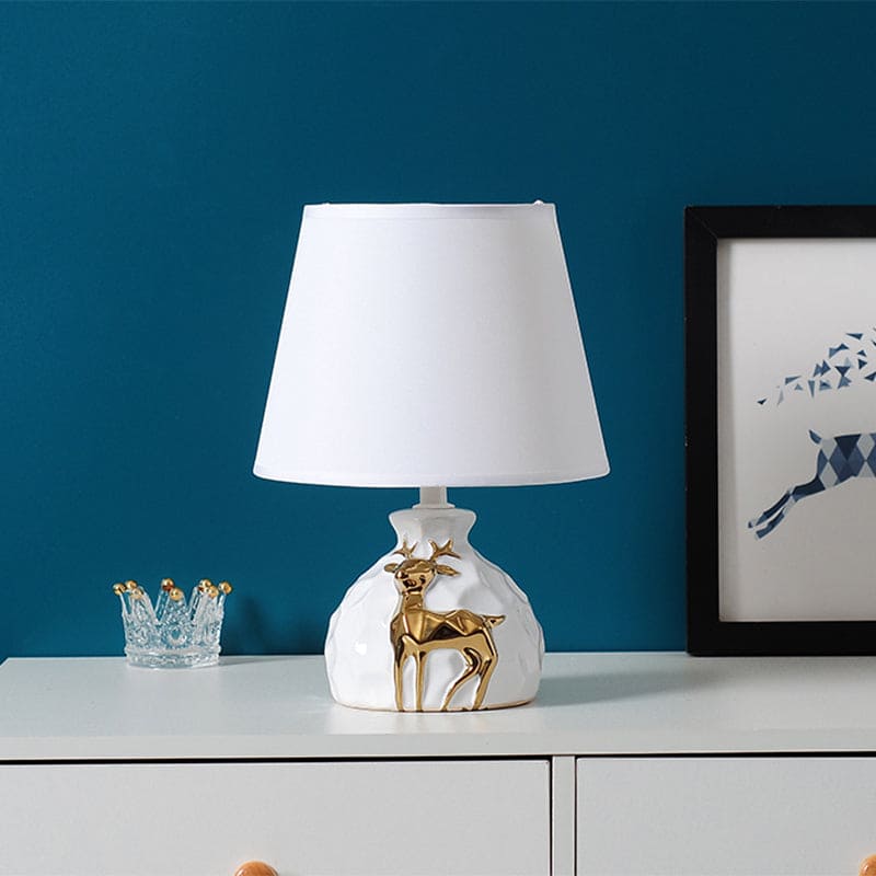 Velvòi | Tablelamp with Elegant Deer Vase Foot for Unique Interiors NALANI